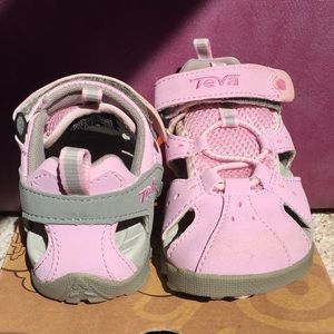 Teva Kids Dozer K in Pink Mist size 9